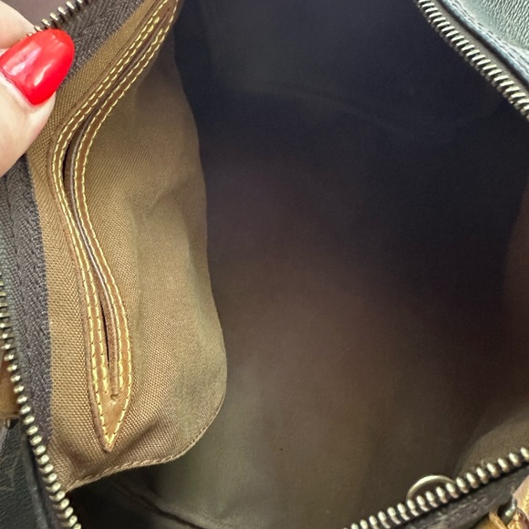 Louis Vuitton bag - Picture 11 of 12